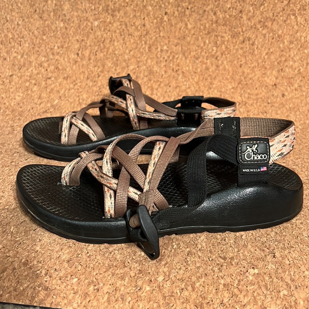 Chacos - Picture 2 of 8